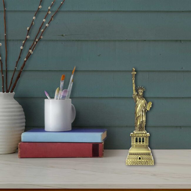 Statue of Liberty Replica / Souvenir, Metal Antique Finish - 6 Inch