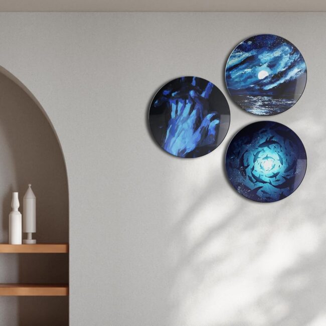 Blue Plates with Ocean Depths Decorative Ceramic Wall Plates Set of 3. - Image 4