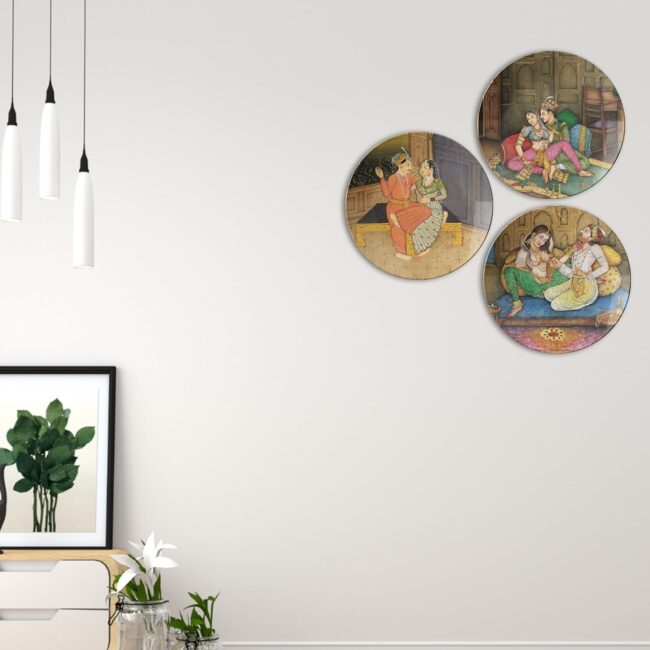 The Art of Seduction Decorative Ceramic Wall Plates Set of 3. - Image 4