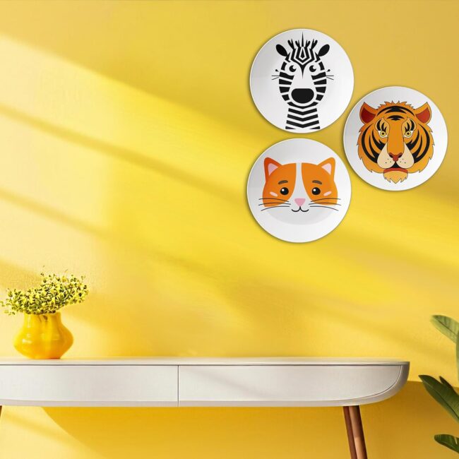 The Jungle Comes Alive Decorative Ceramic Wall Plates Set of 3 - Image 3