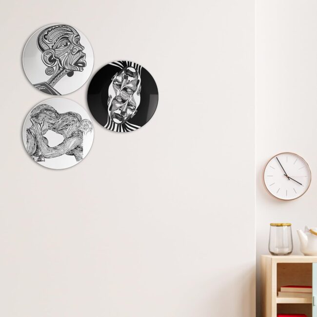 Expressions in Contrast: Modern Abstract Art Decorative Ceramic Wall Plates Set of 3. - Image 6