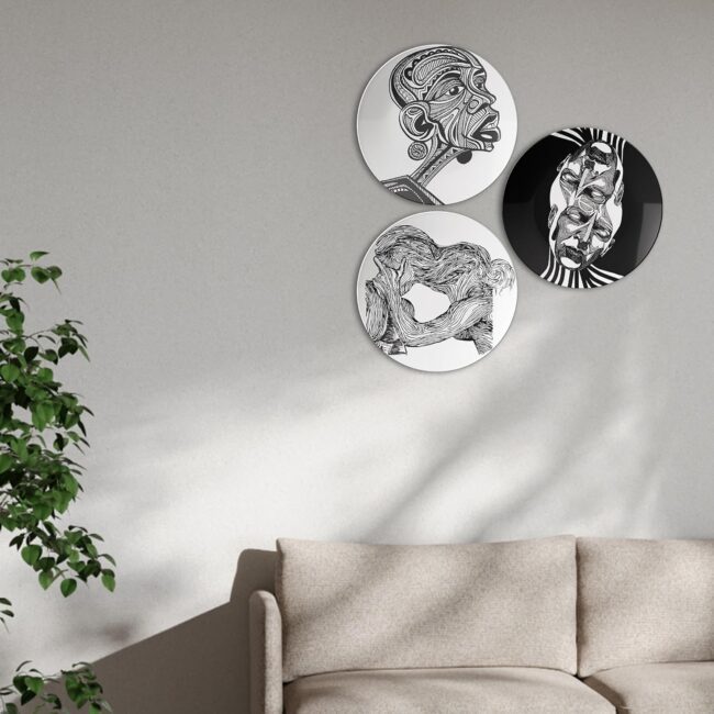 Expressions in Contrast: Modern Abstract Art Decorative Ceramic Wall Plates Set of 3. - Image 3
