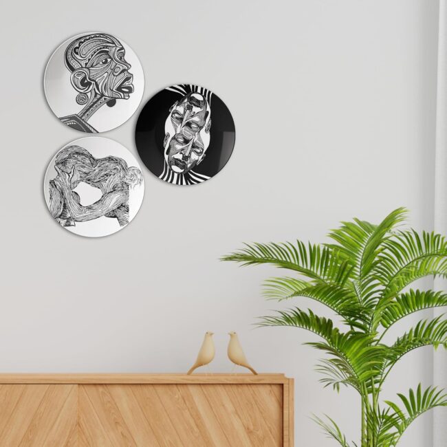 Expressions in Contrast: Modern Abstract Art Decorative Ceramic Wall Plates Set of 3. - Image 2