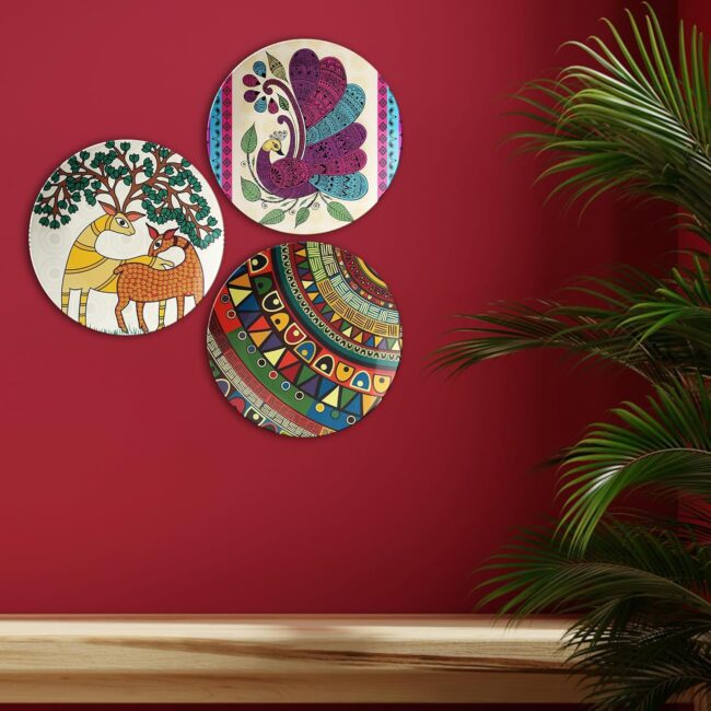 Indian Art Fiesta Decorative Ceramic Wall Plates Set of 3. - Image 6