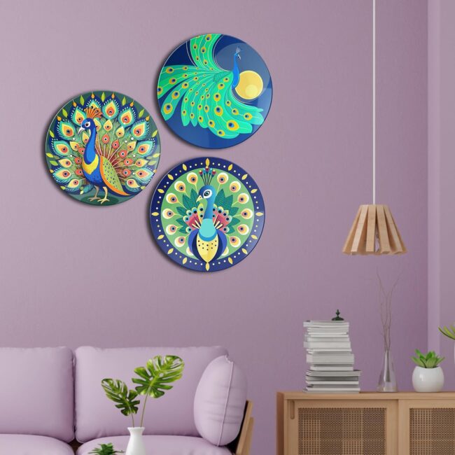 Ceramics with a Peacock Motif Decorative Ceramic Wall Plates Set of 3. - Image 4